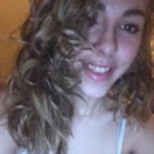 Meet your Posher, Aila